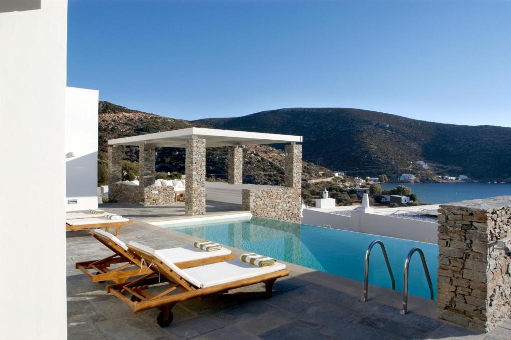 Rezort Elies Vathi (Sifnos)